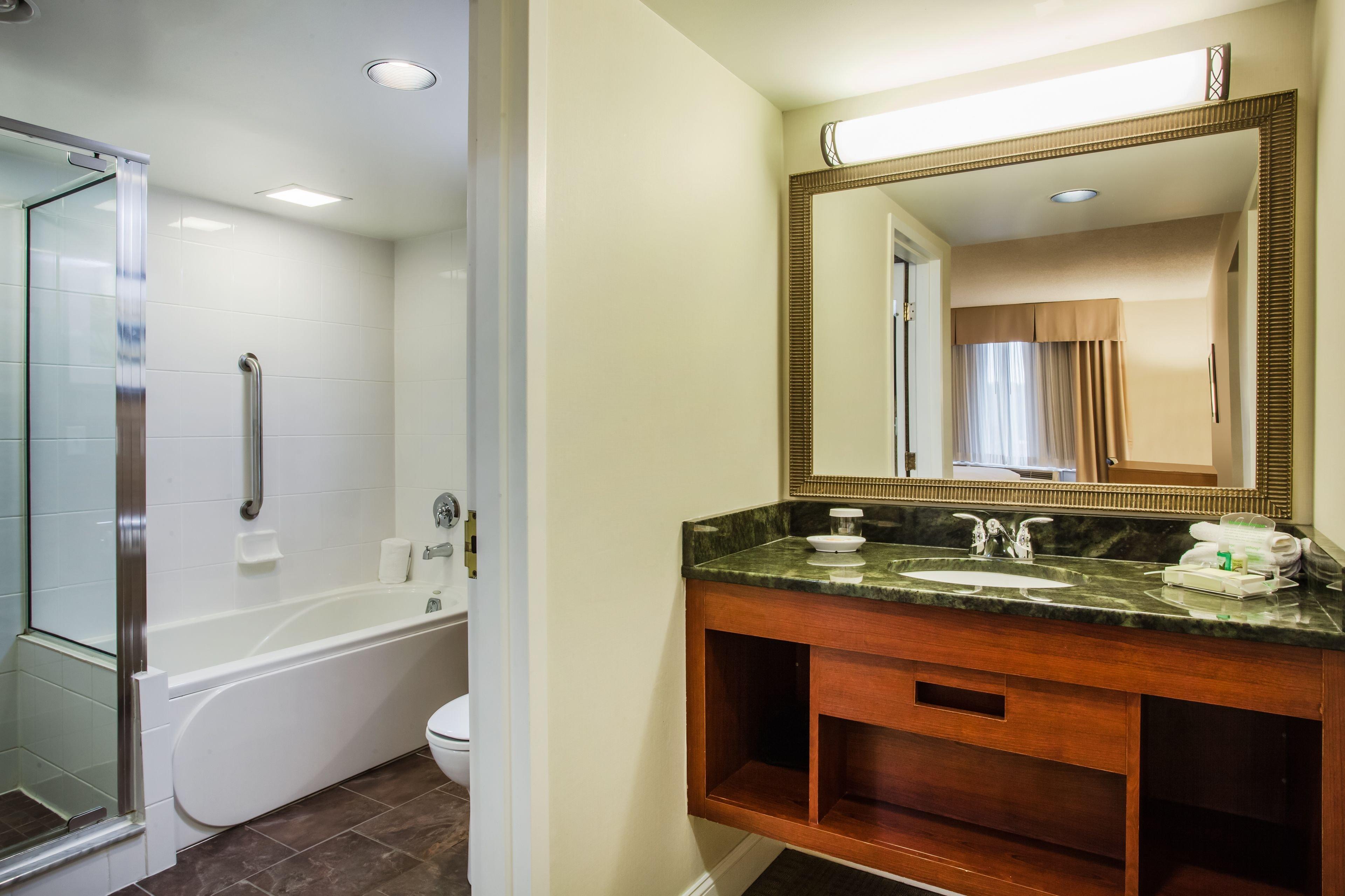 Holiday Inn Saratoga Springs By Ihg Bagian luar foto