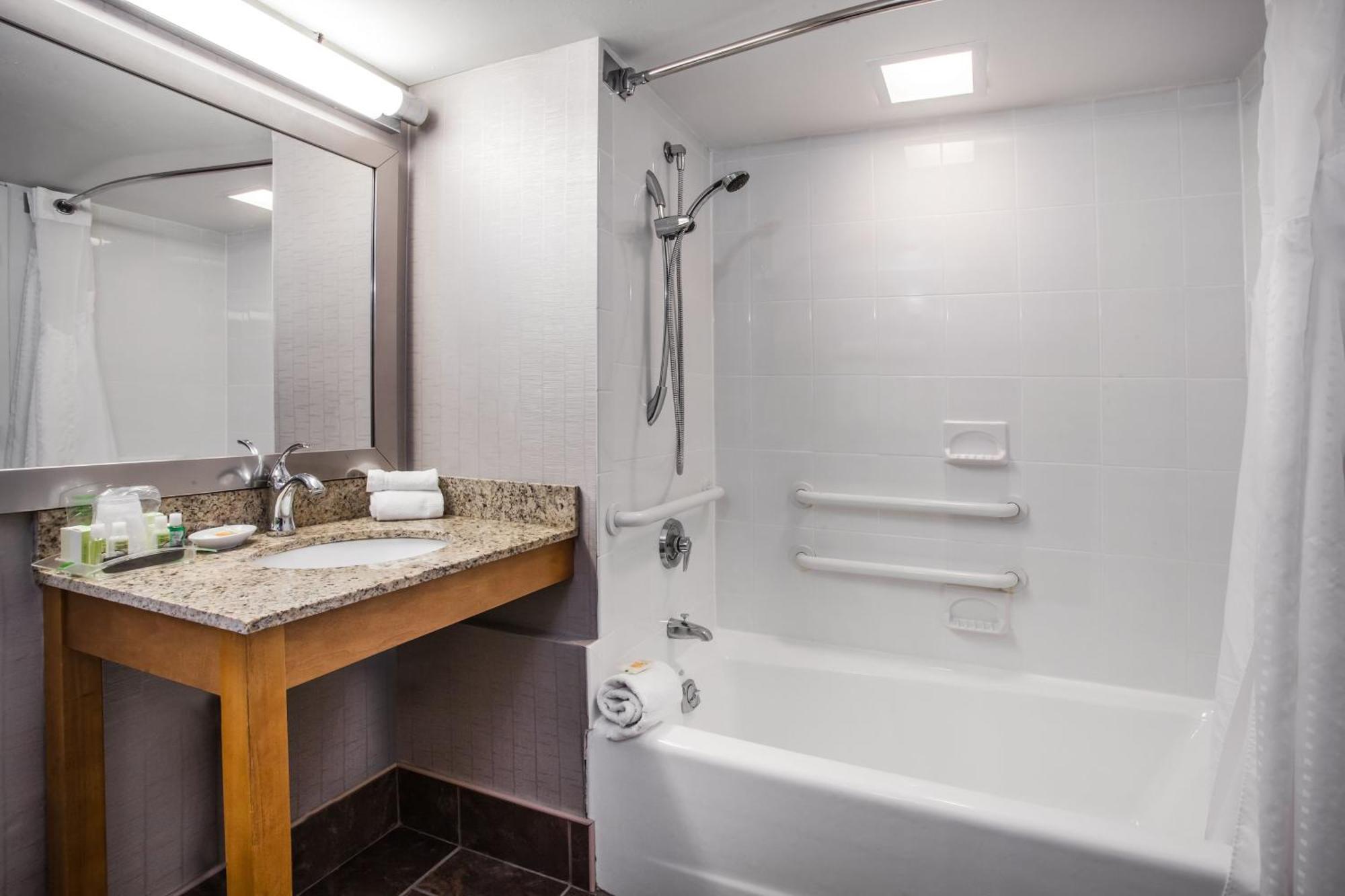 Holiday Inn Saratoga Springs By Ihg Ruang foto